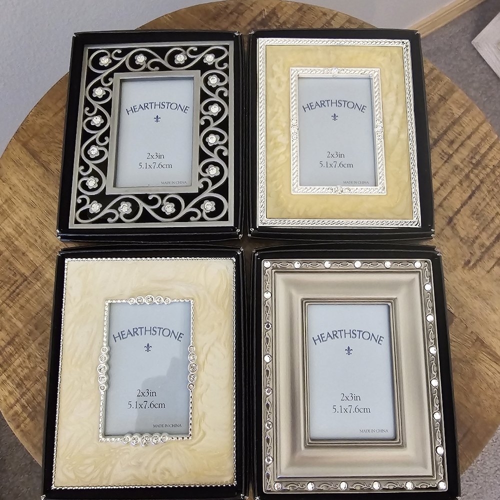 PHOTO FRAMES 2x3 Decorative Boxed New (Set of 4) NWOT